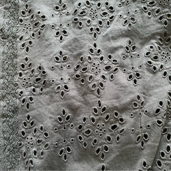 Urban Outfitters Eloise Eyelet Tank Top Size Medium in Navy Blue. NWT - Picture 9 of 11